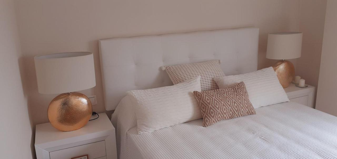 Apartamento- Atico En Mijas Costa , Con Piscina. Sitio de Calahonda Luaran gambar